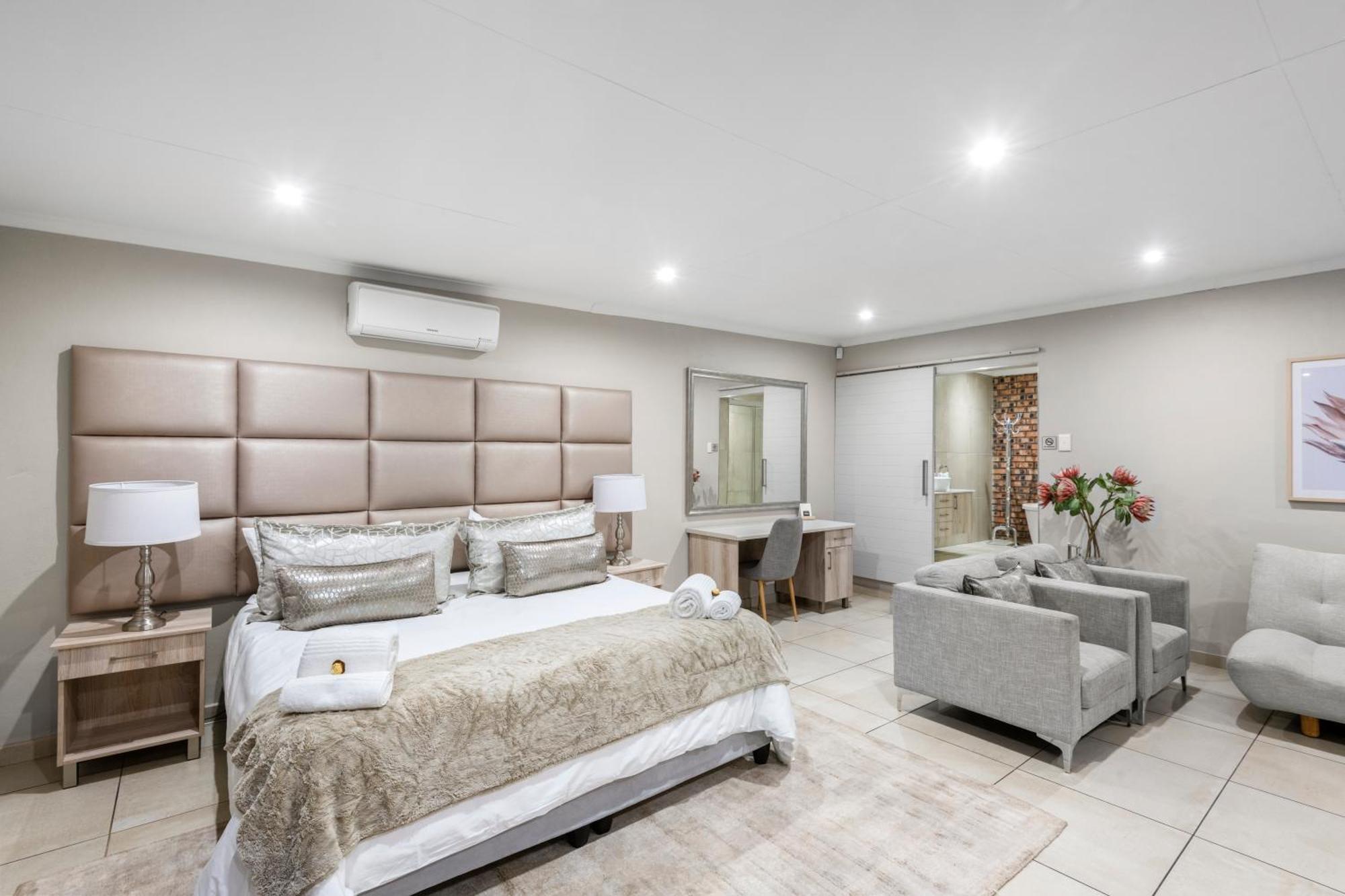 Parkhill Luxury Accommodation Bloemfontein Zewnętrze zdjęcie